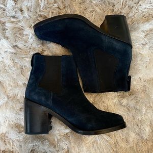 Design lab Lord & Taylor Ankle booties.